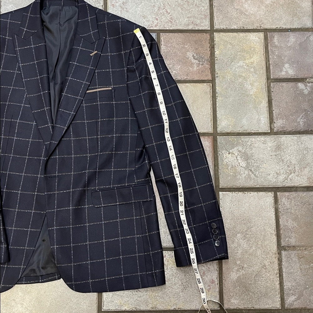 Versace Men’s Jacket. Size L? - Picture 9 of 9